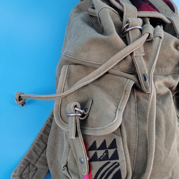 🏄‍♀️ Vintage Roxy Canvas + Flannel Backpack - Picture 9 of 13